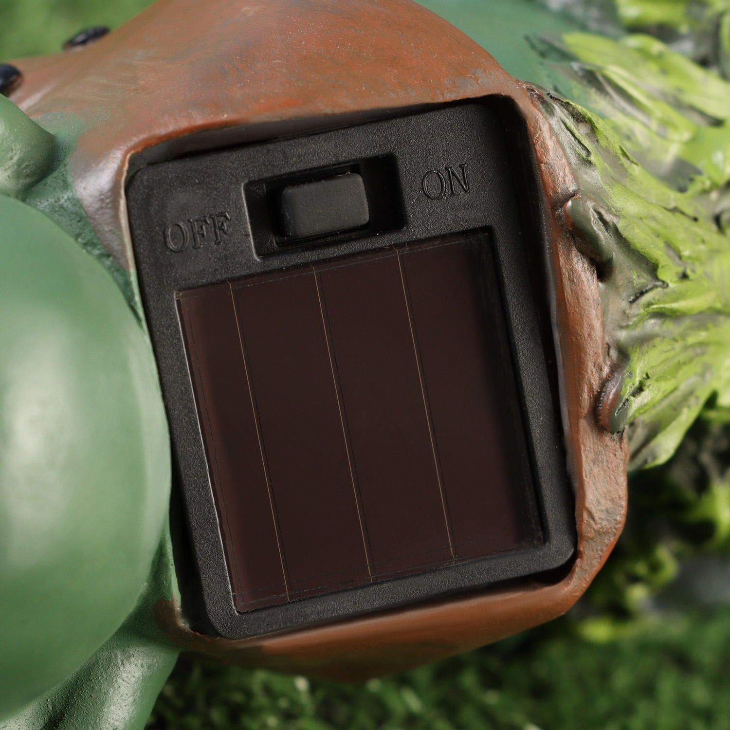 Садовый фонарь "Лягушонок с биноклем" 7х8х15см 10122707