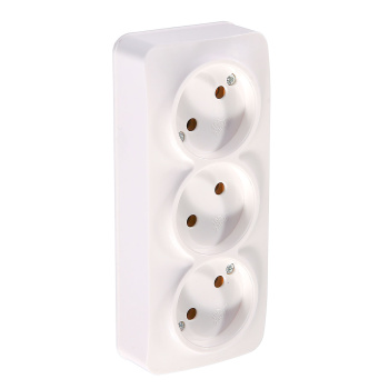 Розетка "IONICH" ОП 3-мест. белая б/з 10А IP20 1445 *10